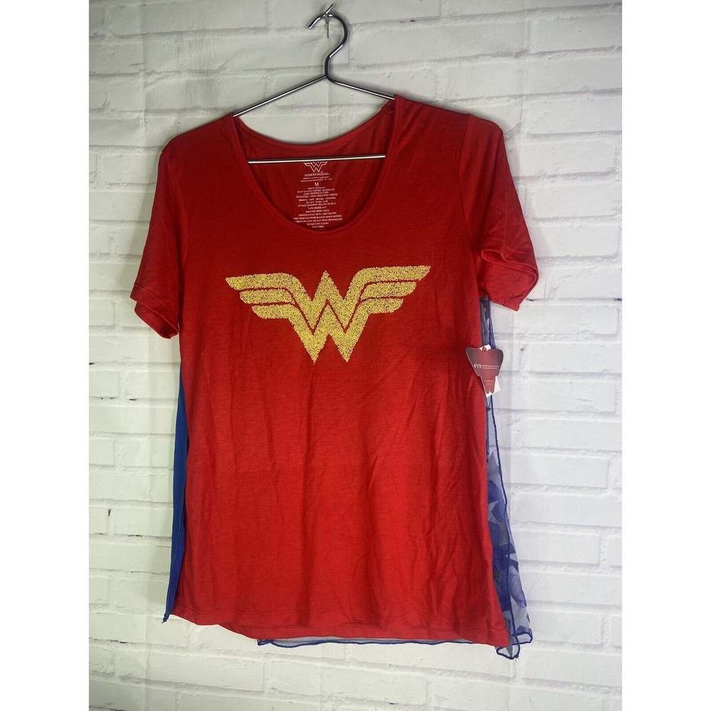 DC Comics Wonder Woman Textured Logo T-Shirt Detachable Cape Womens Juniors M
